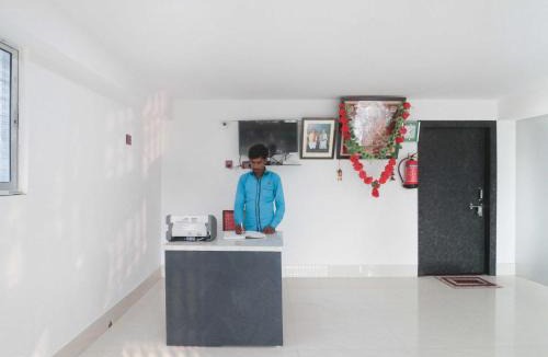 Medinipur Hotel | Hotel O by OYO Shyam Guest House