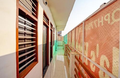IMT Manesar Hotel | Hotel O Chawla's Hotel & Restaurant