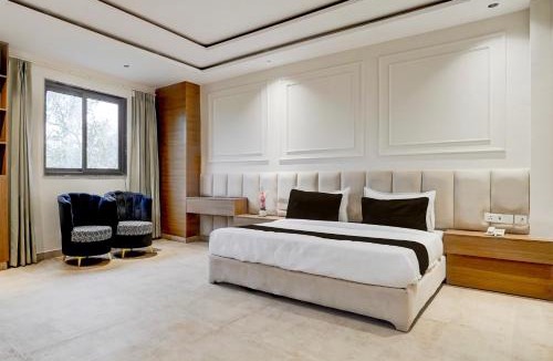 New Delhi Hotel | HOTEL O ELVILLA