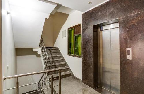 Jharsa Village Hotel | Hotel O Flora