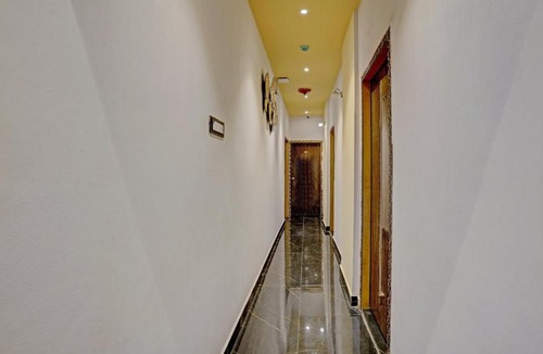 Vashi Hotel | Hotel O Golden Suites