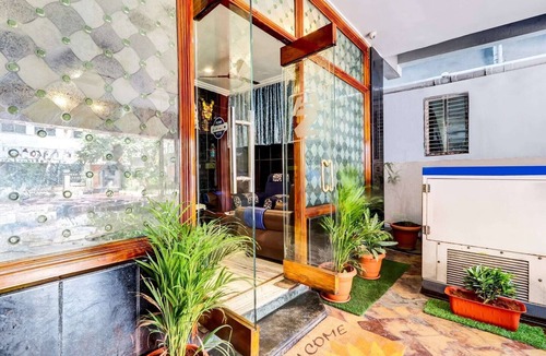 Vijayawada House | Hotel O Hanuman Pet Railway Station