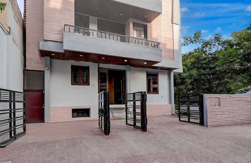 Jagatpura House | Hotel O Jagatpura Central Railway Station