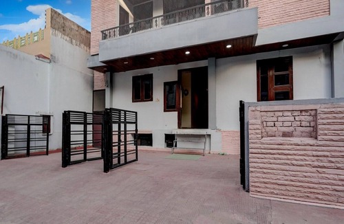 Jagatpura House | Hotel O Jagatpura Central Railway Station