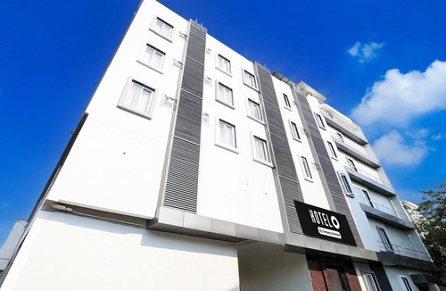 Kurnool House | Hotel O Kurnool City Railway Junction