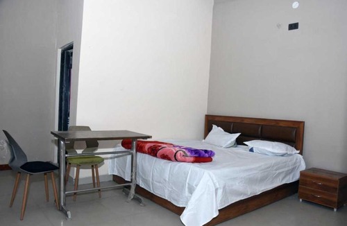 Dadri Hotel | Hotel O Midtown Hotel & Guest House