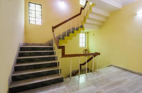 Bhubaneshwar Hotel | Hotel O Mks Inn