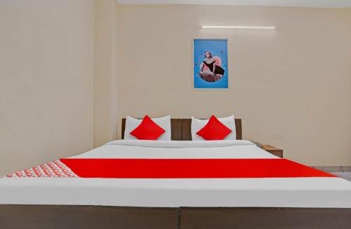East of Kailash Hotel | Hotel O OM VILLA RESIDENCY Near Lotus Temple