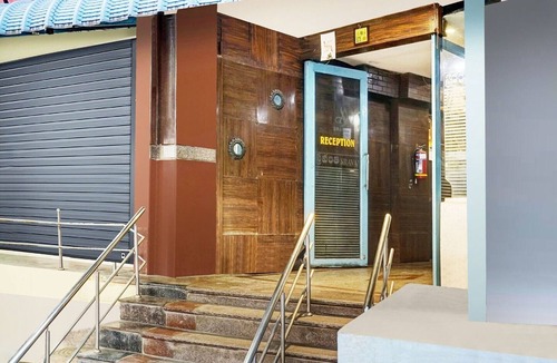 Tirupati House | Hotel O Padmavathi Puram