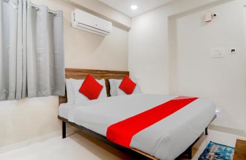 Kukatpally Housing Board Colony Hotel | Hotel O Prime Time Hotel