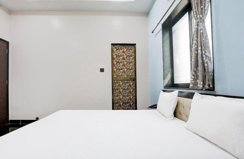 Akola Hotel | Hotel O Raj Guest House