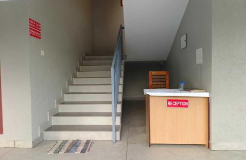 Nedumangad Hotel | Hotel O Rose Garden by Pop Tavern