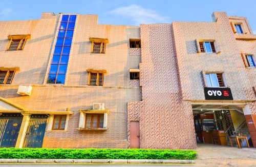 Kalapettai Hotel | Hotel O Sharmila Guest House