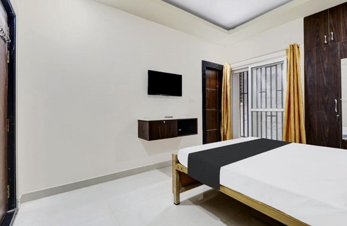 Whitefield Hotel | Hotel O Sri Harshitha Grand Near Zudio - Star Bazaar, Kundalhalli Gate