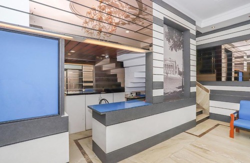 Kalasipalya Hotel | Hotel O Townhall