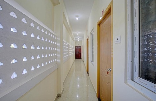 Central Chennai Hotel | Hotel O Vsv Guest House