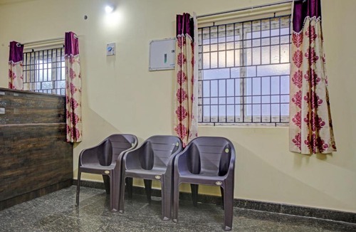 Central Chennai Hotel | Hotel O Vsv Guest House
