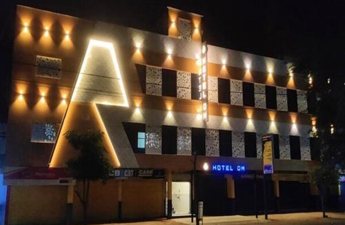 Betul Hotel | HOTEL OM, Betul