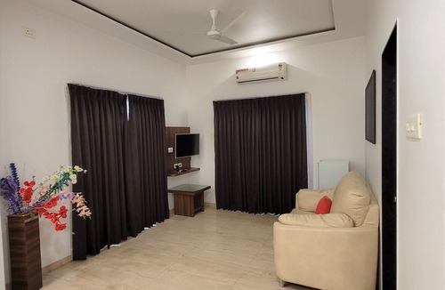 Talegaon Dabhade Hotel | Hotel Om Inn