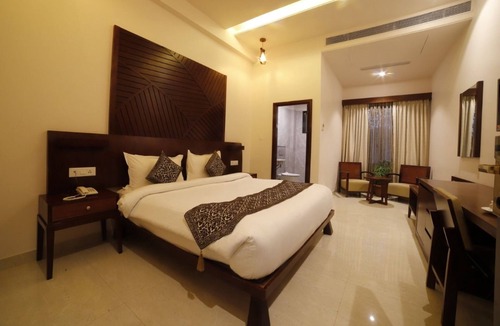 Patan Hotel | Hotel Options Lawns