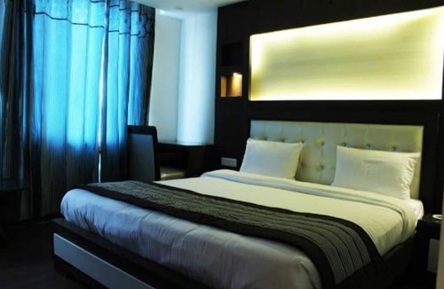 Pathankot Hotel | Hotel Opulence