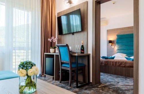 Caciulata Hotel | Hotel Orizont Cozia