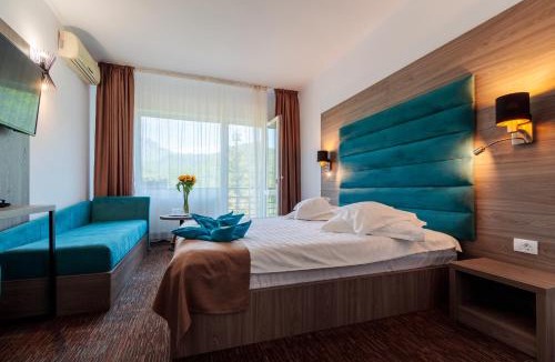 Caciulata Hotel | Hotel Orizont Cozia