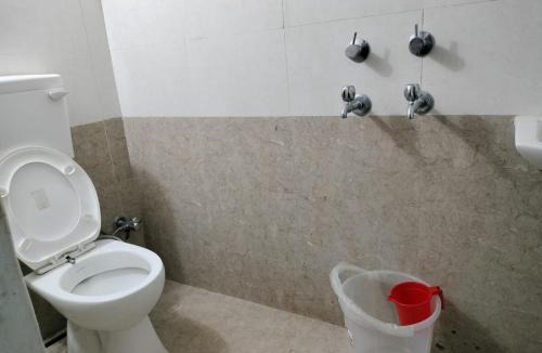 Sigra House | Hotel Padamaa Palace