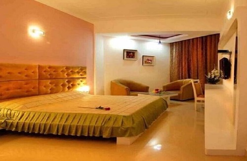 Dehradun Hotel | Hotel Padmini Palace