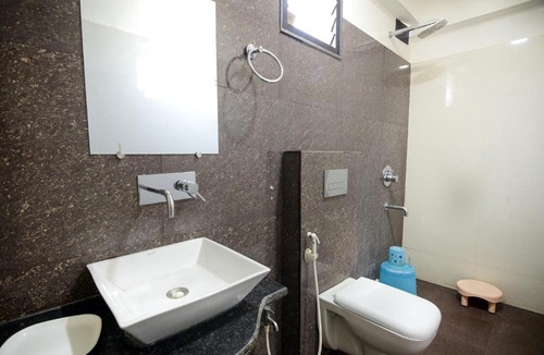 Marhi Hotel | Hotel Pal Residency