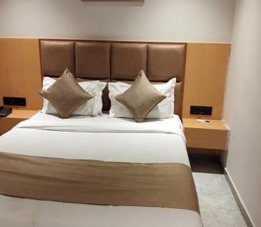 Ahmedabad Hotel | Hotel Palladium Legacy