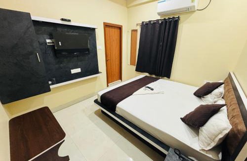 Dabagardens Hotel | Hotel PANDIT PALACE