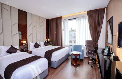 BTM Layout Hotel | Hotel Paramos Meeds