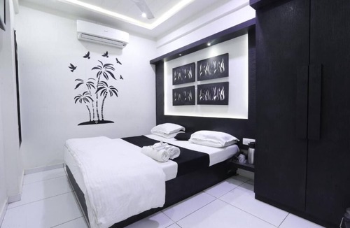 Rajkot Hotel | Hotel Paramount Inn