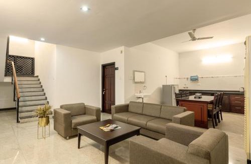 Adyar Hotel | Hotel Paramount Suites & Service Apartments
