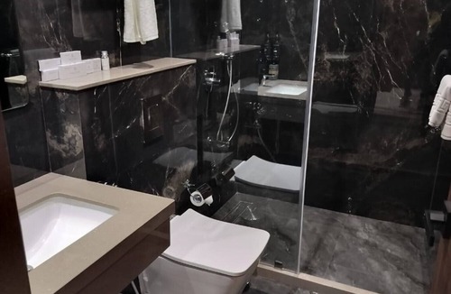 Ahmednagar Hotel | Hotel Park Central