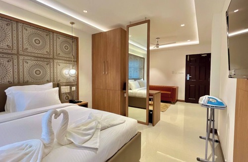 Shenoys Hotel | Hotel Pearl Palace