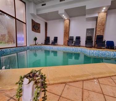 Caciulata Hotel | Hotel Perla Oltului