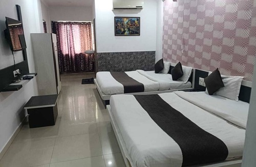 Ahmedabad Hotel | HOTEL PHILIPS