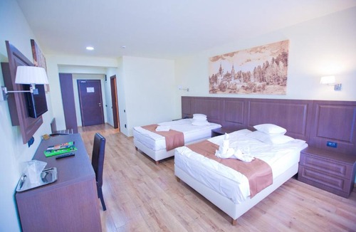 Predeal Hotel | Hotel Piemonte