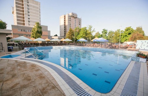 Sinmartin Hotel | Hotel Poienița