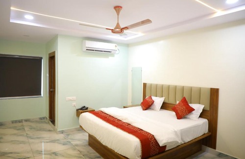 Bhimavaram Hotel | Hotel PR Royal