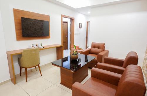Muvattupuzha Hotel | Hotel Praada Residency