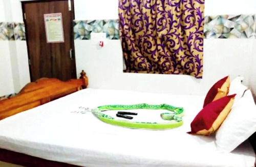 Puri Hotel | Hotel Pranab Sadan Near Golden Beach Puri