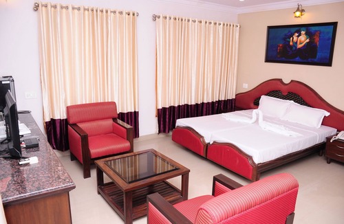 Gonikoppal Hotel | Hotel Pranav International