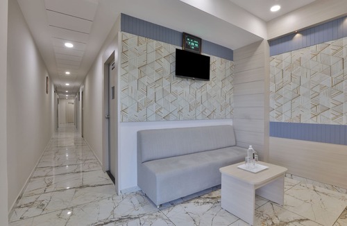 Chandkheda Hotel | Hotel Premium Villa