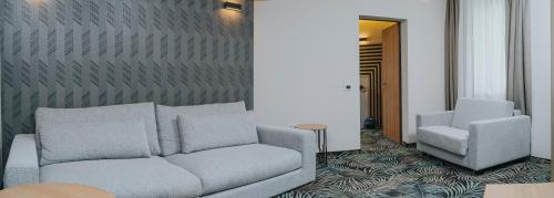 Sinmartin Hotel | Hotel President