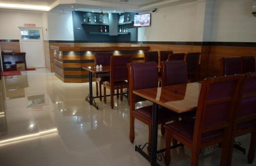 Chengannur Hotel | Hotel Priya