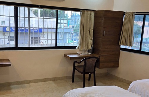 Jamner Cabin | Hotel Priyanka palace lodging