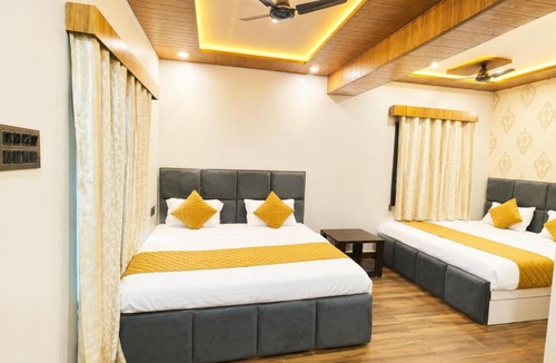 Subarnapur Hotel | Hotel Priyanscy Palace